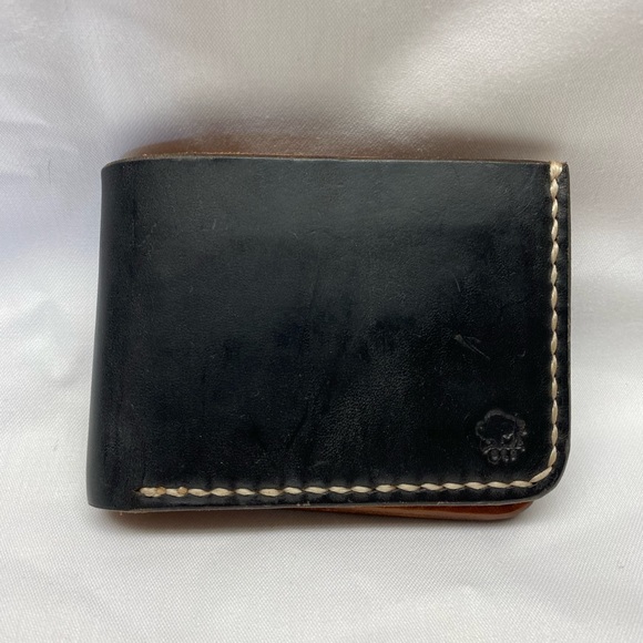 NWOT Buffalo Leather Bifold Wallet. - Picture 1 of 7